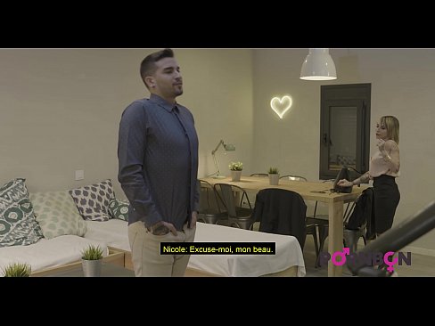 ❤️ PORNBCN 4K 一个成熟的女人与大乳房要肛门性交年轻的男妓与大阴茎口交amortism硬他妈的手工作狗风格阴部舔高潮法语字幕 Porn video❤
